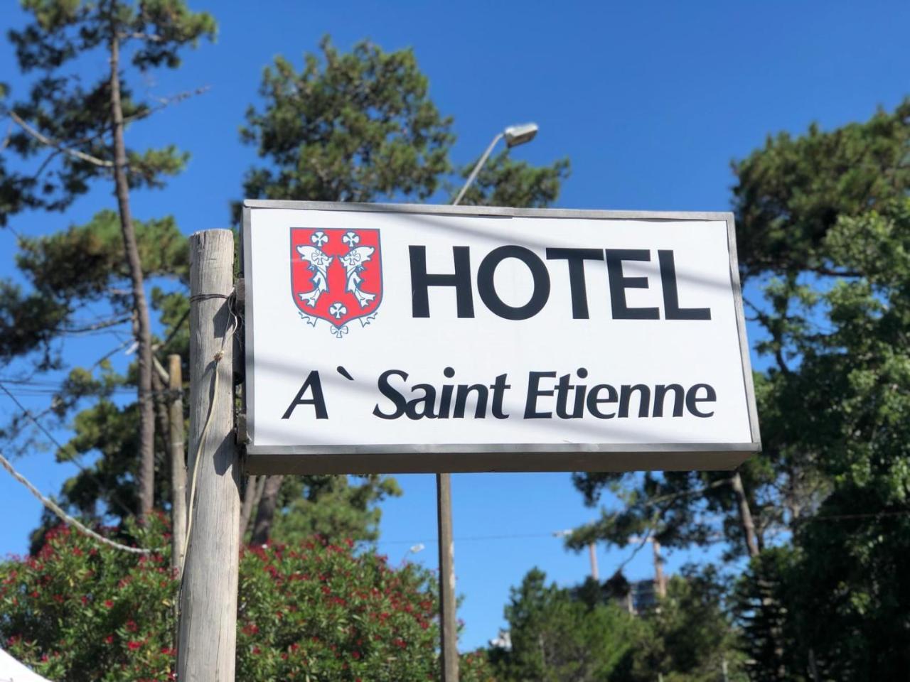 A Saint Etienne Hotel Punta del Este Exterior photo